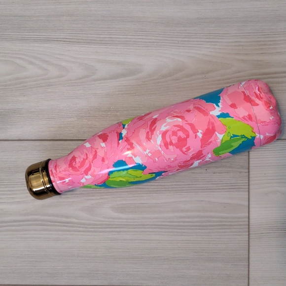 Lilly Pulitzer Accessories - Lilly Pulitzer x Swell Multi First Impression 25 oz Insulated Metal Water Bottle